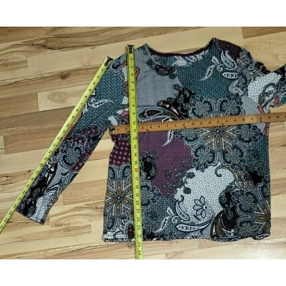 Chico's Paisley Crew-Neck Knit Top Size 2 (Med) - Picture 11 of 13